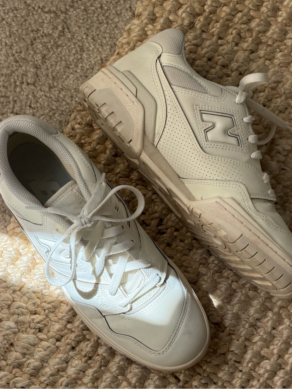 New Balance 550’s - Picture 2 of 4